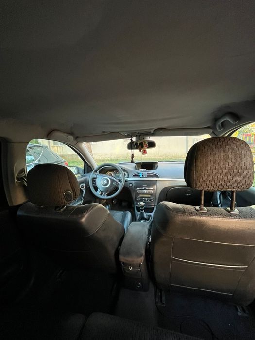 Vând Renault laguna2