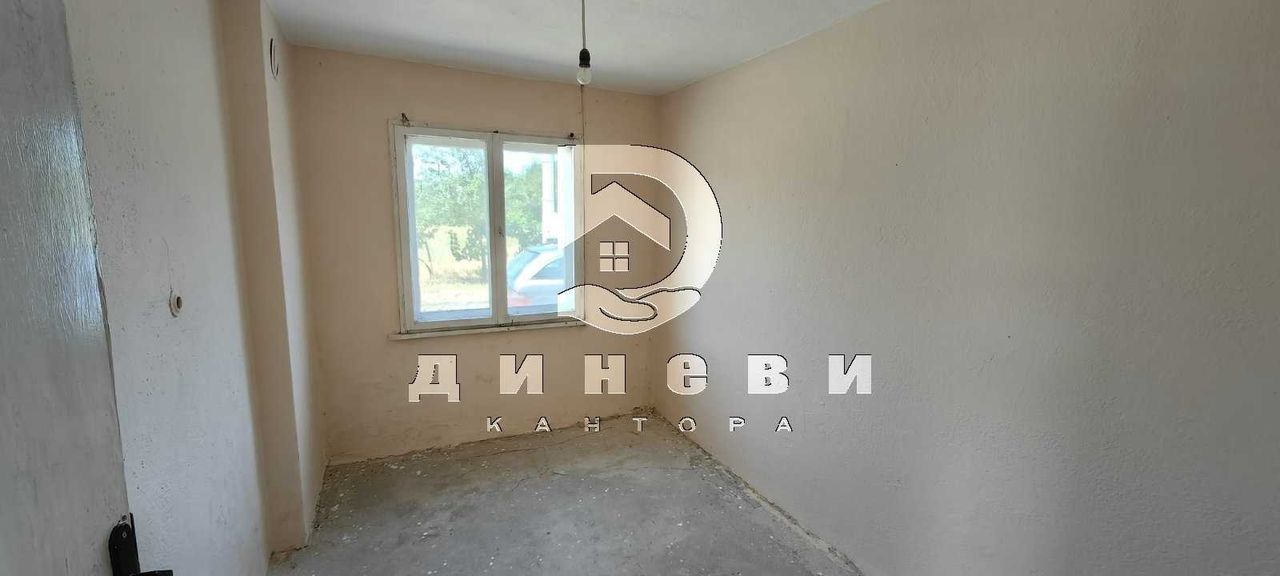 Продава се Къща в с. Сърнево, Област Стара Загора - 222 кв.м за 149 €/кв.м - Снимка #5