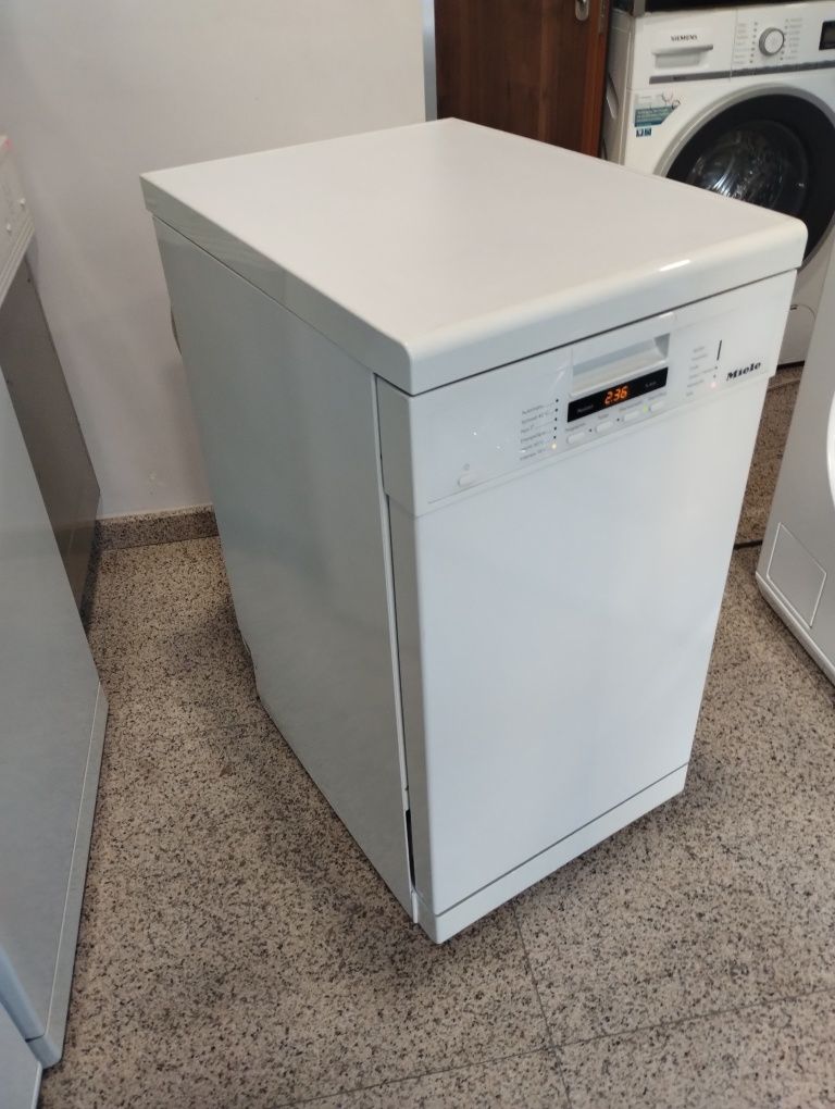 Съдомиялна MIELE 45 см.Свободностояща