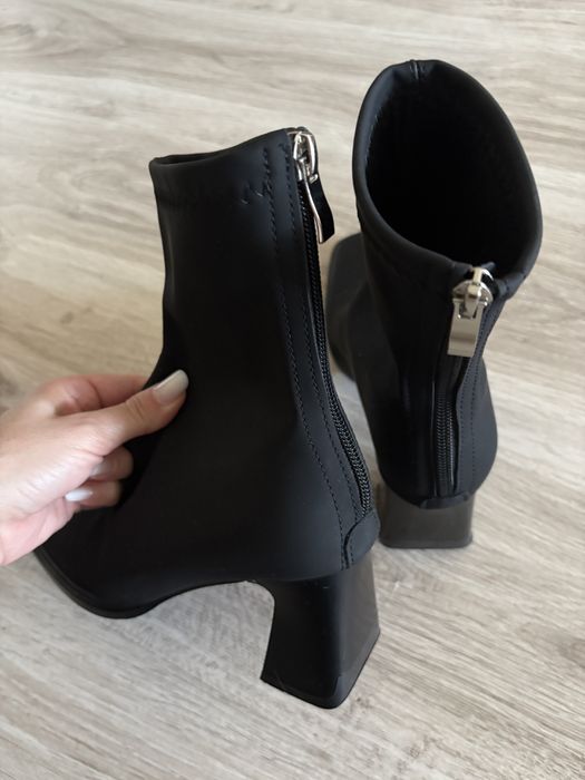 Ghete/ botine toamna f comode, Nr 36