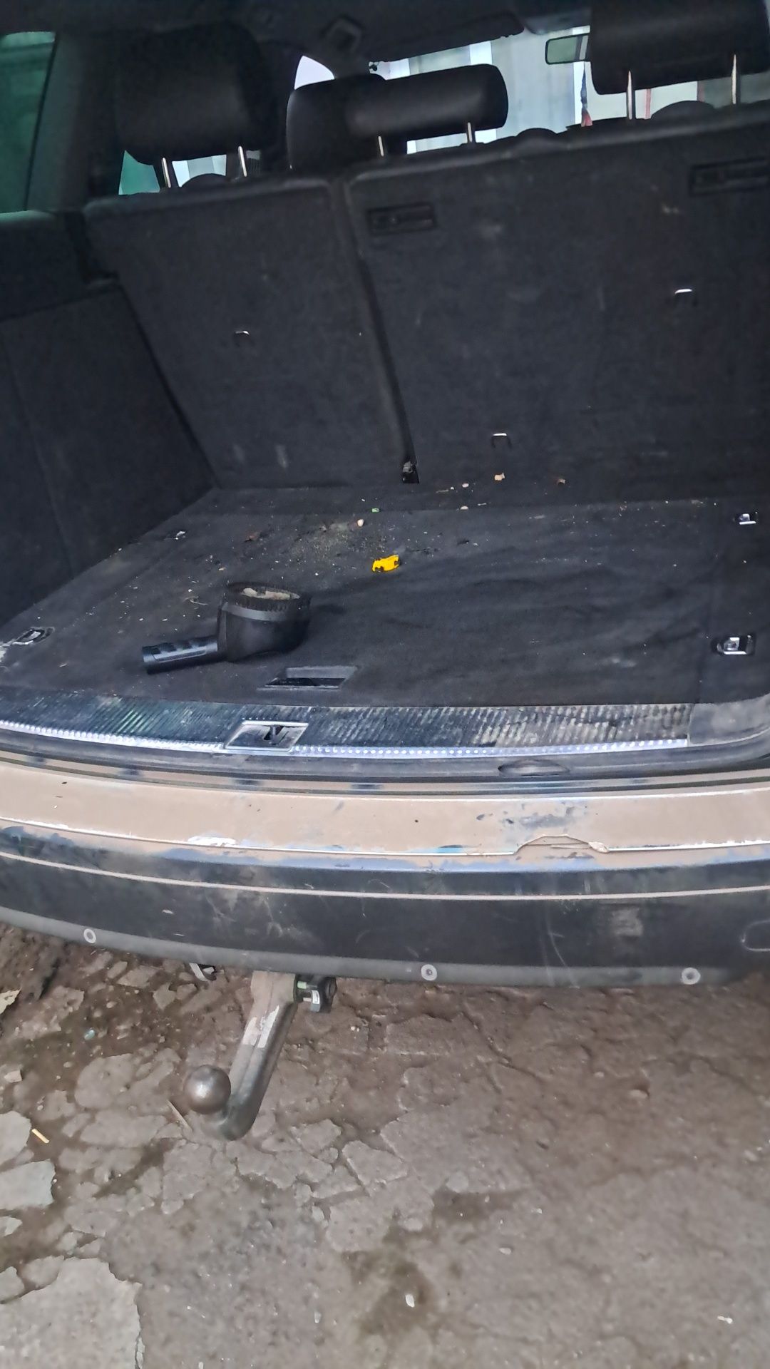 Detailing interior auto și mochete ,covoare chiar la tine acasă.