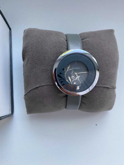 Ceas Dama Pierre Lannier  093J688 Quartz Argintiu