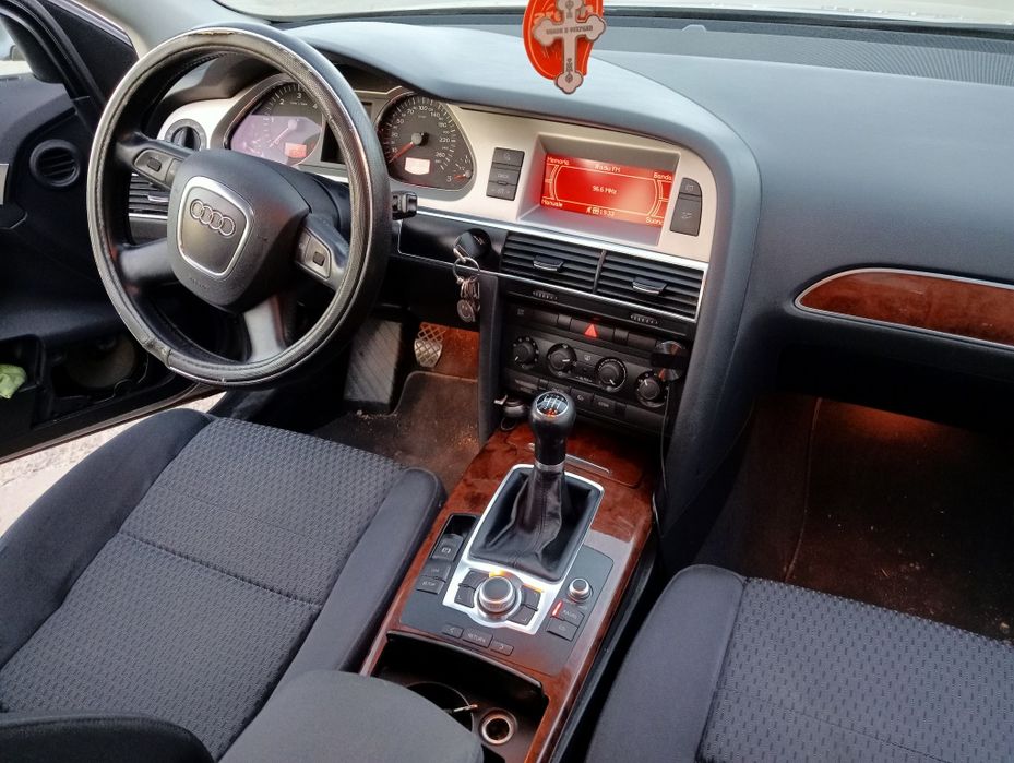 Vând Audi A6 ,2,7tdi