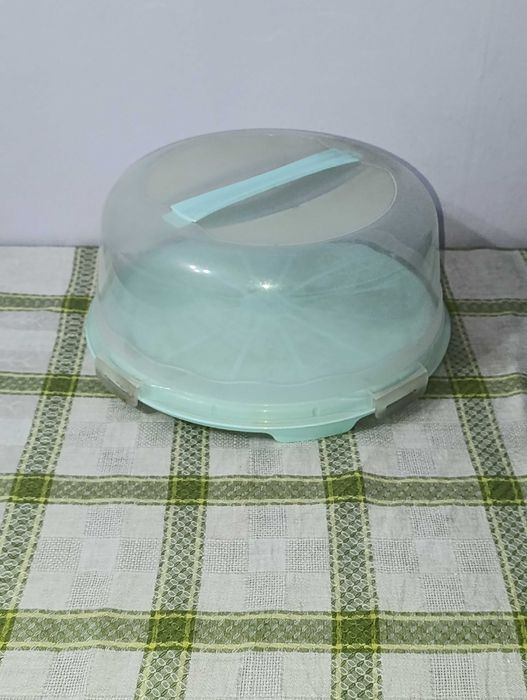 Тортница большая, б.у.