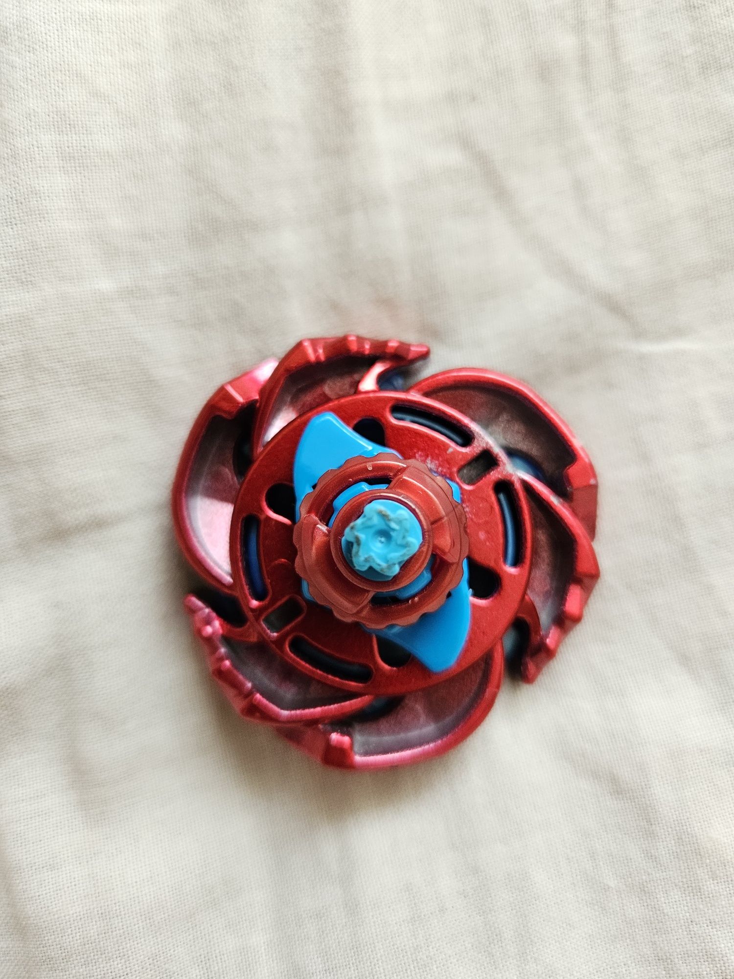 beyblades/arena бартер продажба