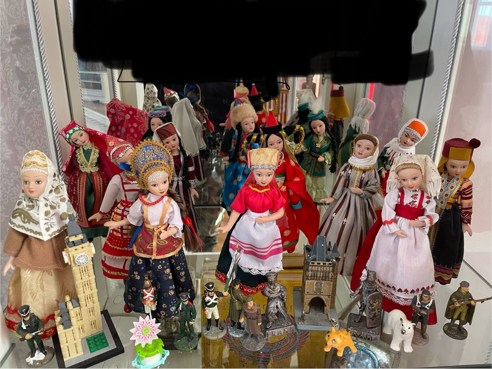 Фарфоровые, коллекционные куклы