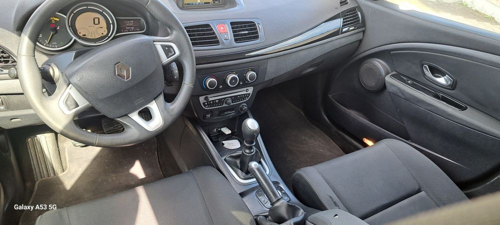 *Renault megane2011motor1.5diesel,110c.p*,euro5,*A.c,servo,.pret2950e