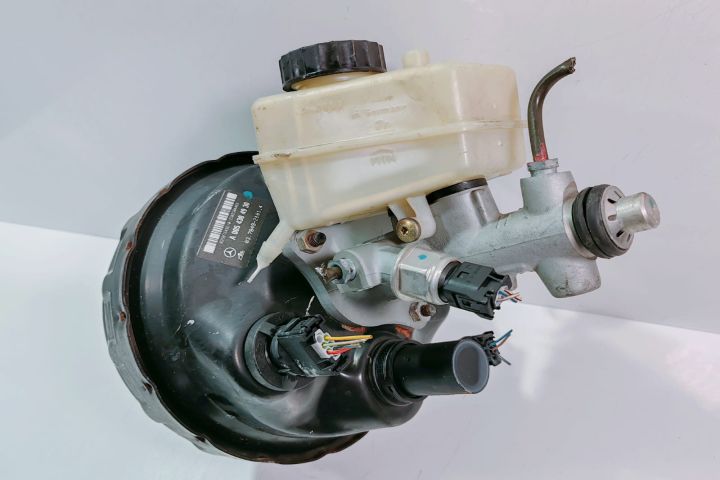 Tulumba Frana  cu pompa centrala A0054304930 Mercedes-Benz C-Class W2