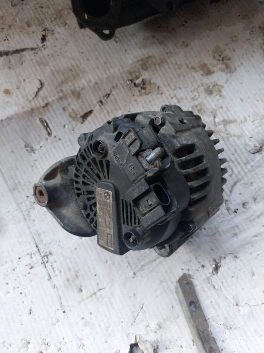 Алтернатор/динамо е90 е91 бмв  2.0д 184кс bmw e90 e91 2.0d