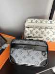 Мъжка чанта Louis Vuitton