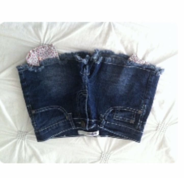 Pantaloni Kenvelo, scurti.