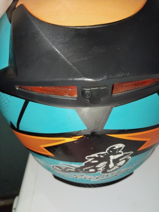 Продается мото шлем