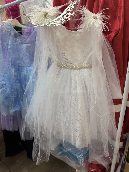 Платье белое снежинка или снежная королева