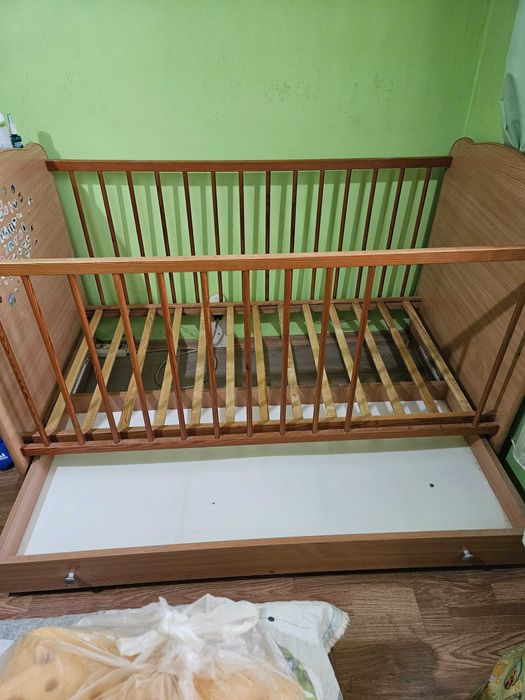 Бебешка дървена кошара