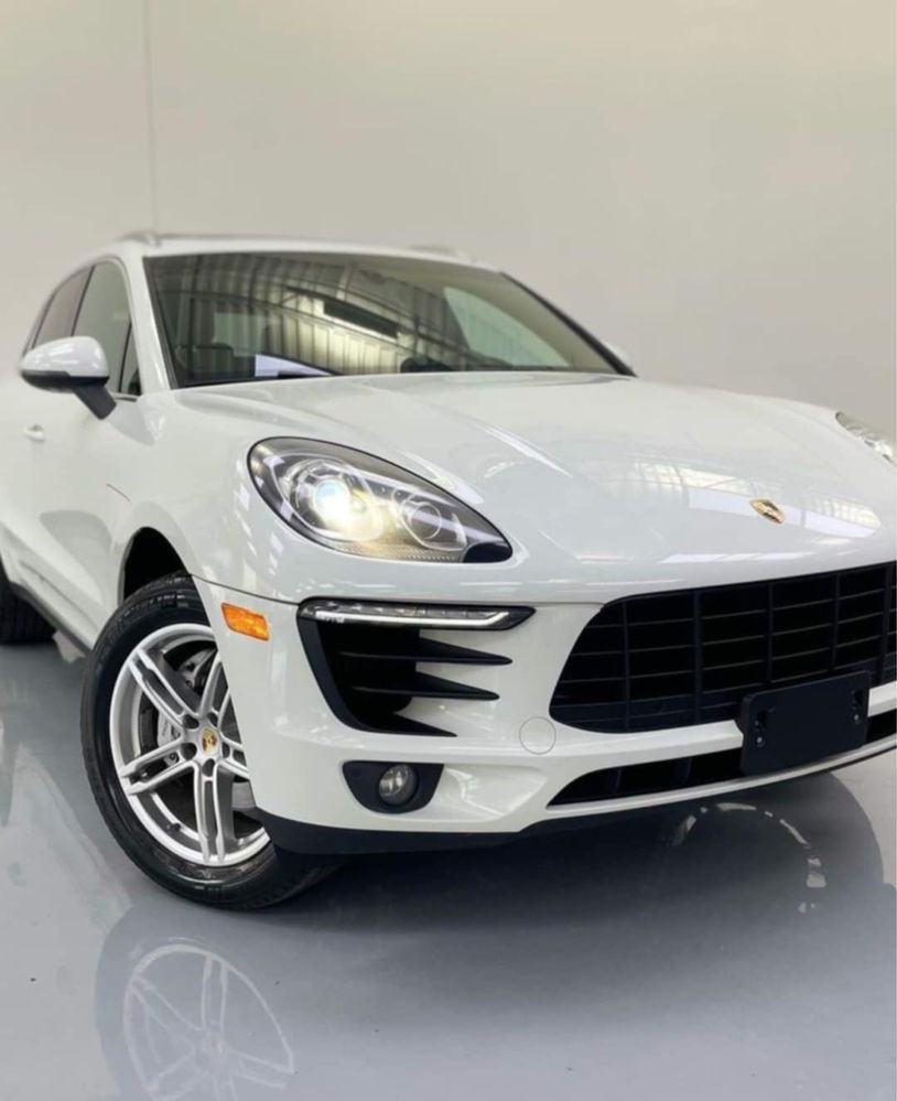 Inchiriez Porsche Macan S