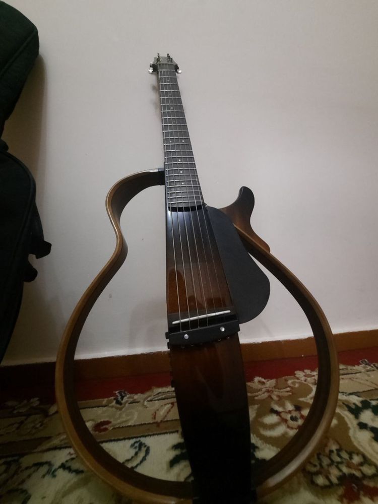 Gitara Yamaha SLG200