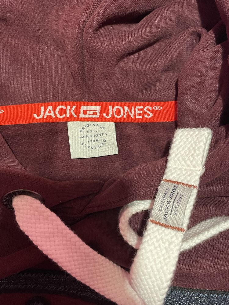 Суичъри Jack&Jones