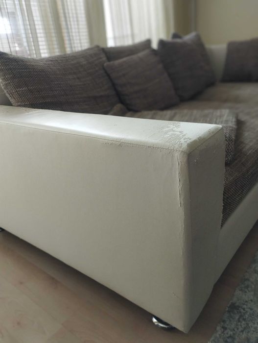 Разтегателен диван - лежанка