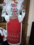 Costum popular fete