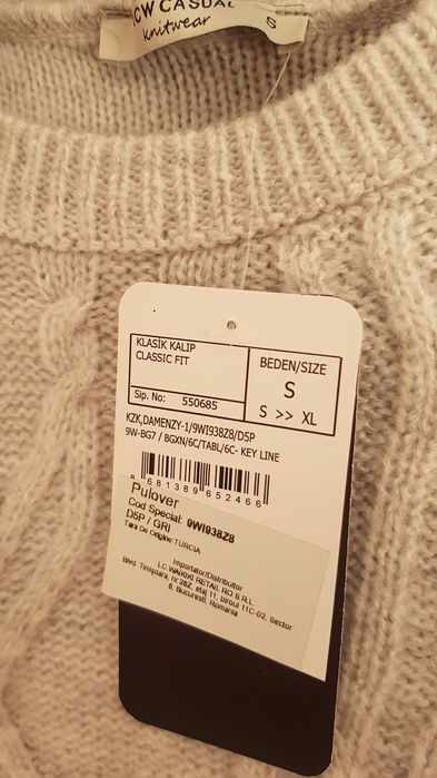Pulover nou eticheta