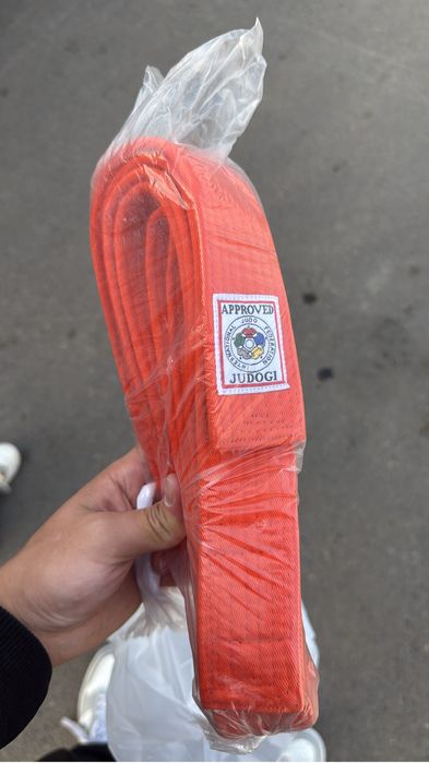Оранжевый пояс  mizuno