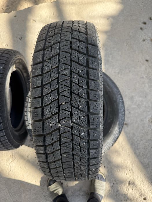 Зимние шины капсен 185/65/14