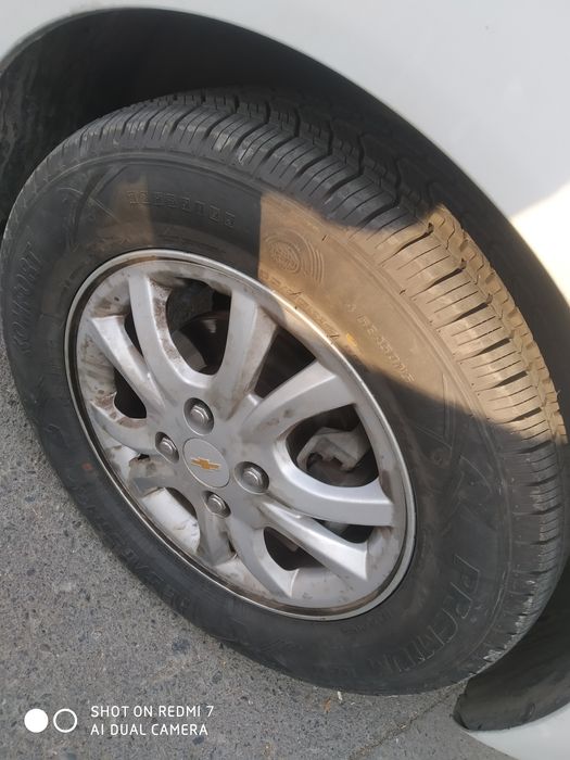 Balon sotiladi yengi 185/65.14 Kamfort premium