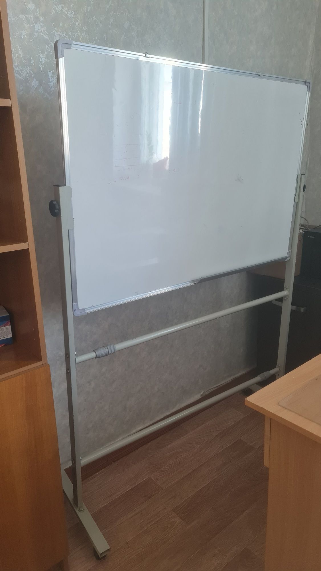 Продам маркерную доску