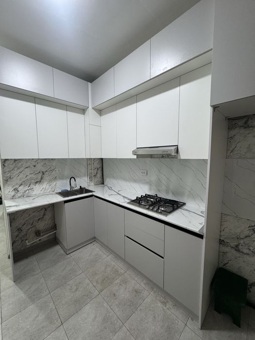 Фаргона ш. Центр, 2 хоналик янги уй ижарага берилади