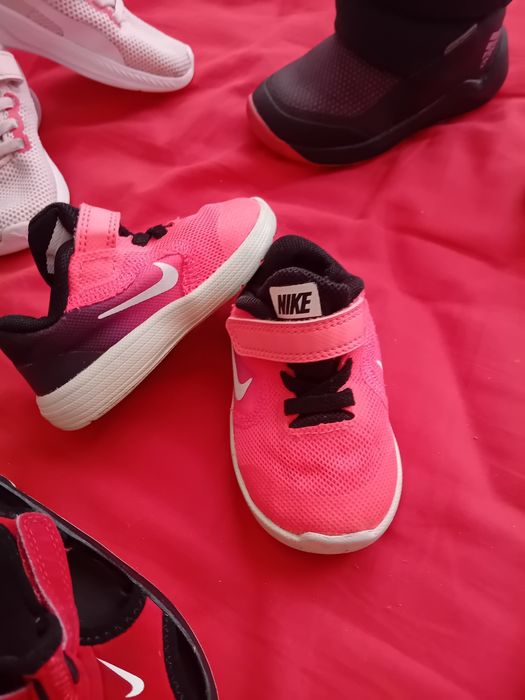 Найк. Адидас Пума за  момичета сандали,боти маратонки от 20 до 24 н