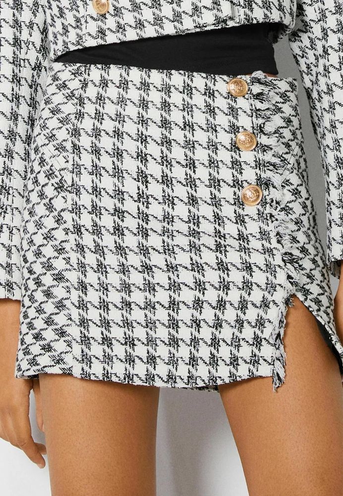 НОВО! Bershka Пола с пепитен десен и копчета