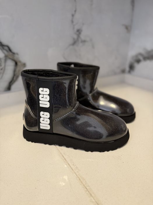 UGG НАЛИЧНИ 37,38,39,40  89лв без кутия