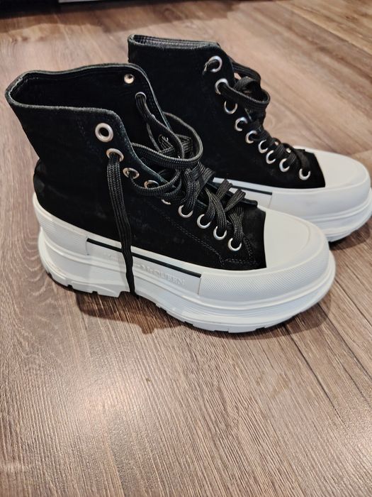 Alexander Mcqueen originali