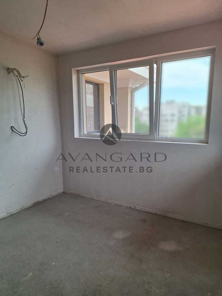Продава се Тристаен апартамент в Пловдив, Кючук Париж - 90 кв.м за 1312 €/кв.м - Снимка #3