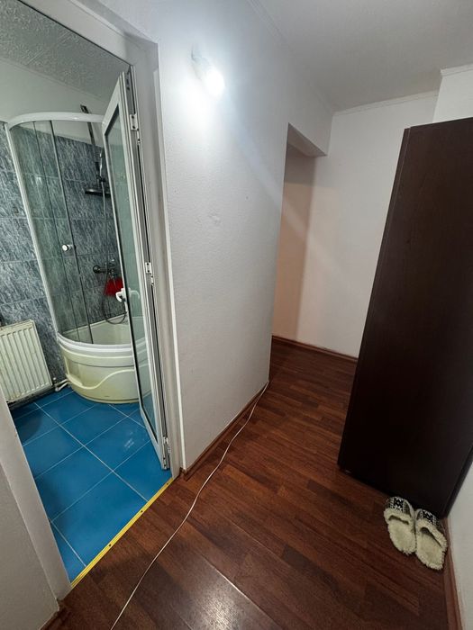 Vand aparatment etaj 1, central.