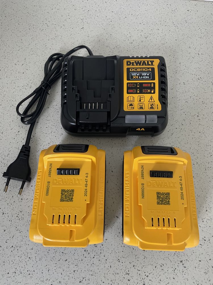 DeWALT DCB1104P2 XR. Set 2 Baterii+Incarcator. / 2024 Original, Nou !
