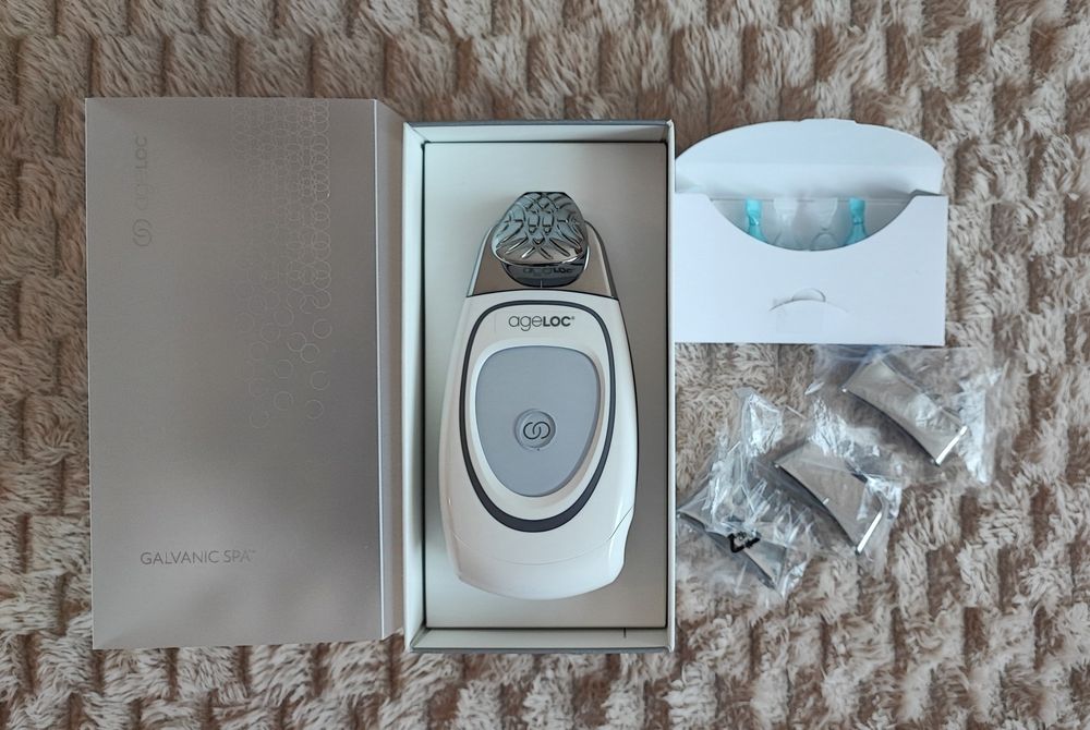 Анти ейдж устройство  Galvanic Spa Nu Skin