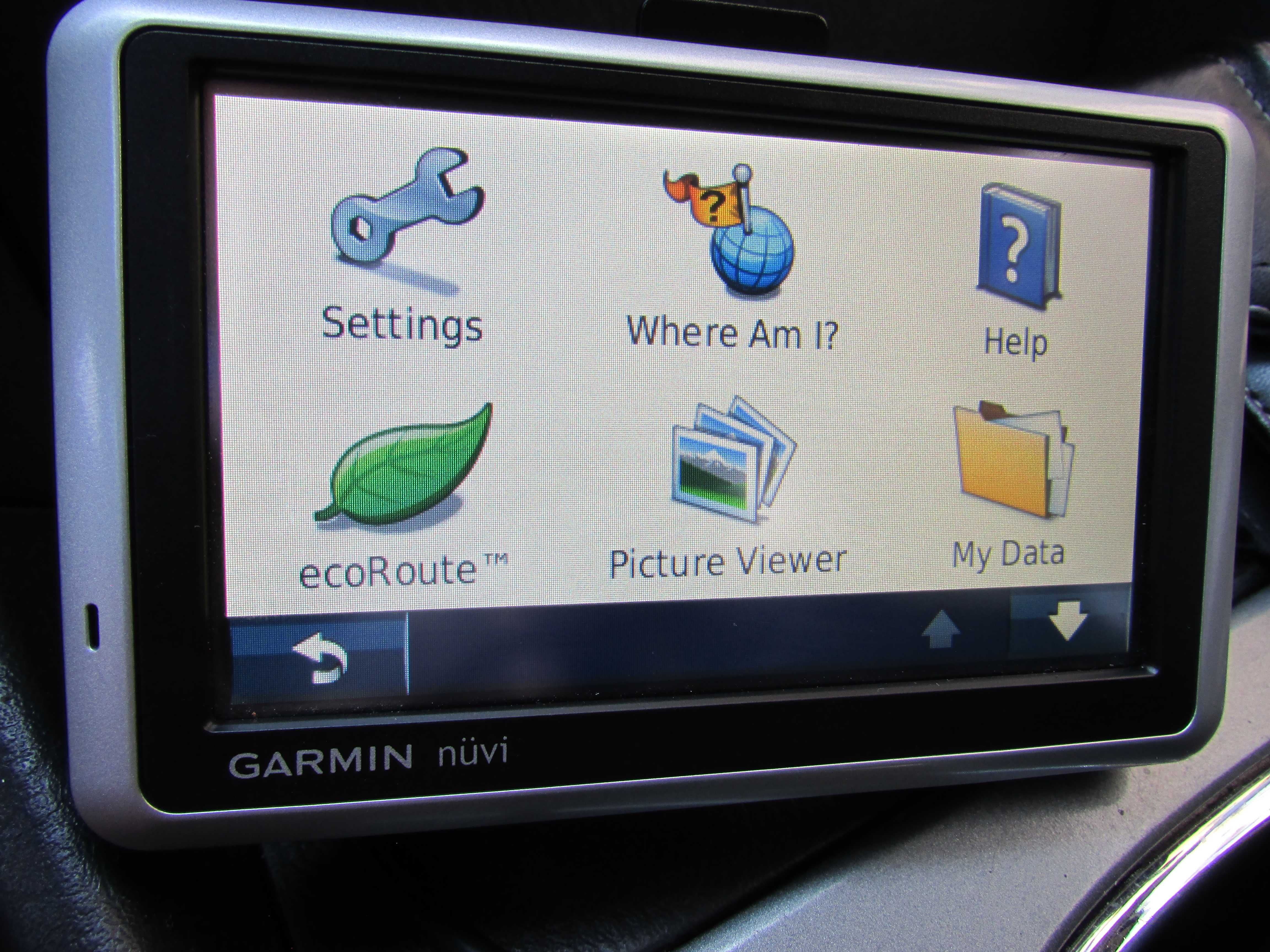 Навигация Garmin nüvi 1300
