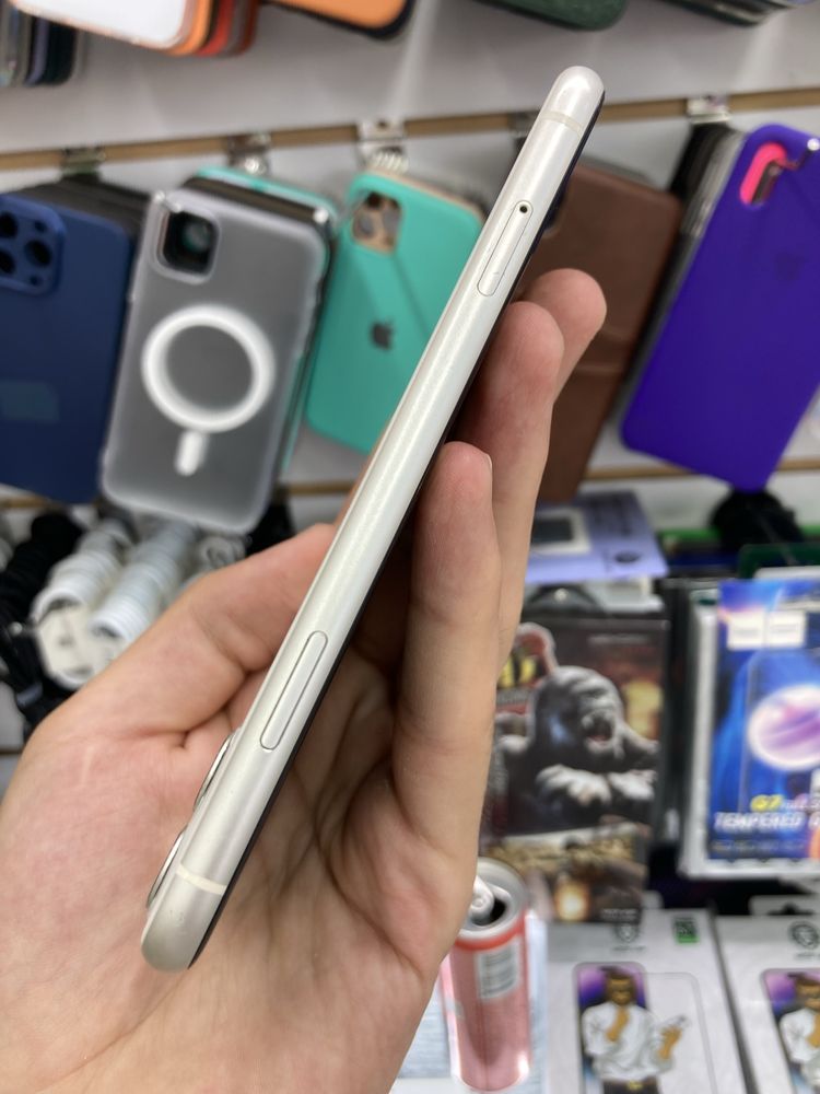 iPhone 11 64Gb ideal