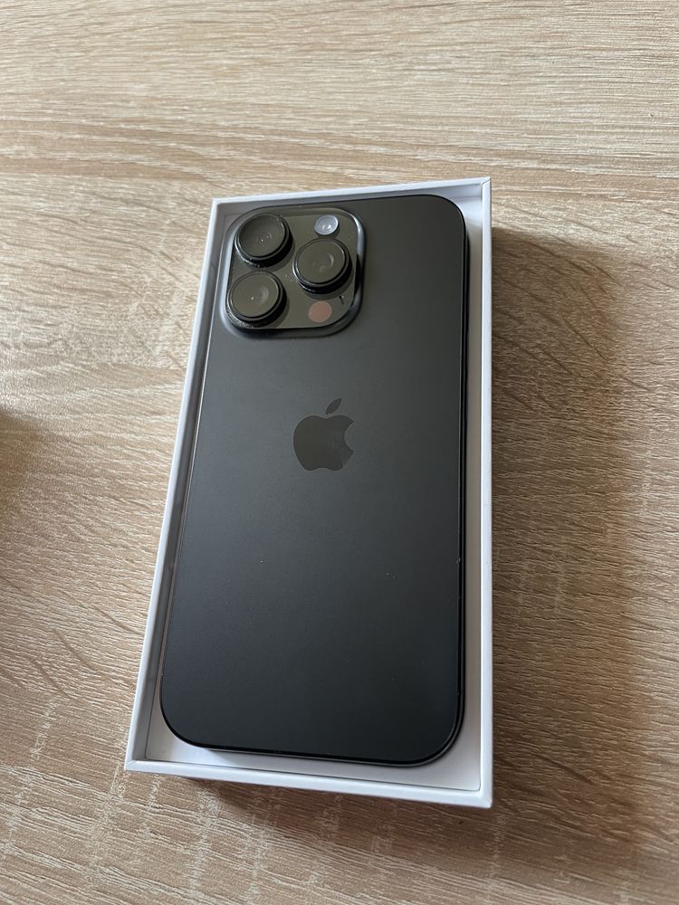 Iphone 16 pro 256 gb 3 години гаранция