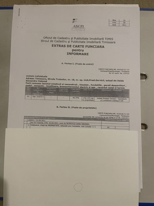 Vand clădire multifuncțională SAD in Complexul Studentesc