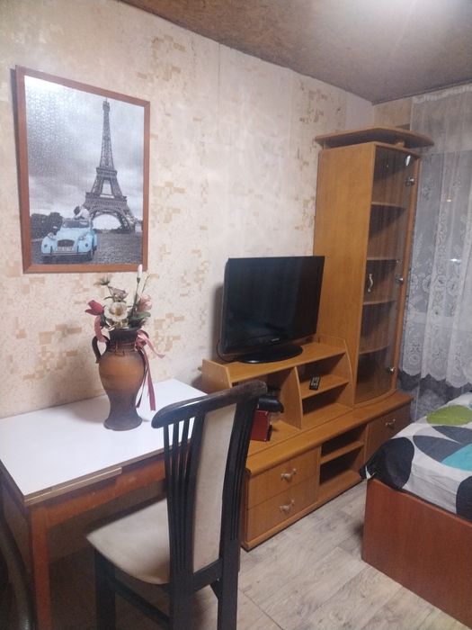 Собственик дава под наем обзаведена боксионера гр.ВАРНА  кв.Левски
кв.