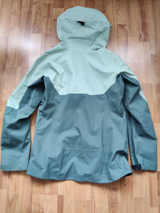 Jacheta Hardshell Dama Snowboard/Schi Arc’teryx Sentinel AR