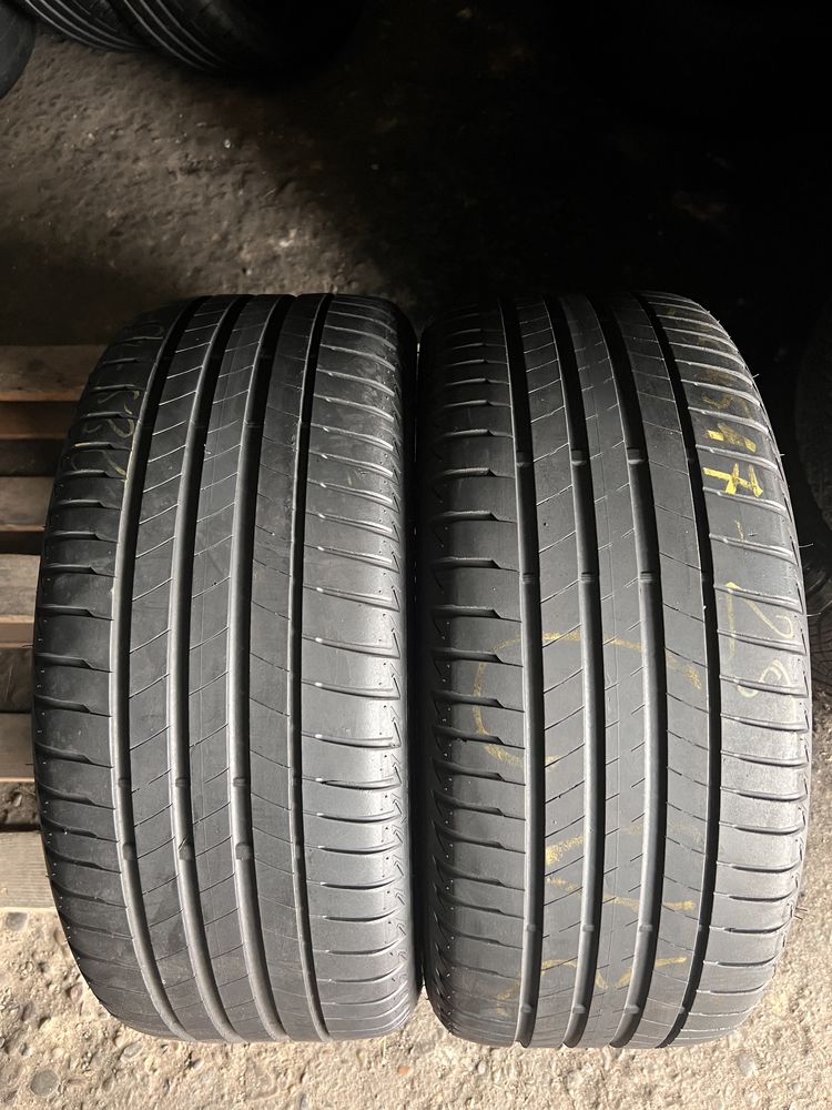 2 anvelope vara 225/45/17 Bridgestone , 5.9 mm!