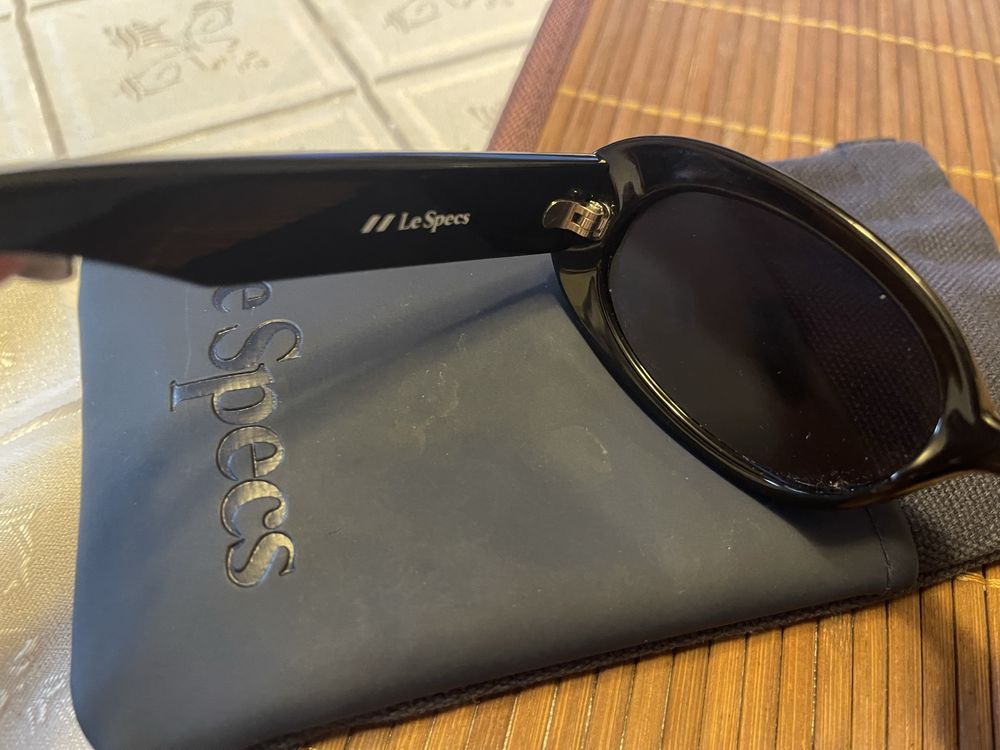 Слънчеви очила Le Specs
