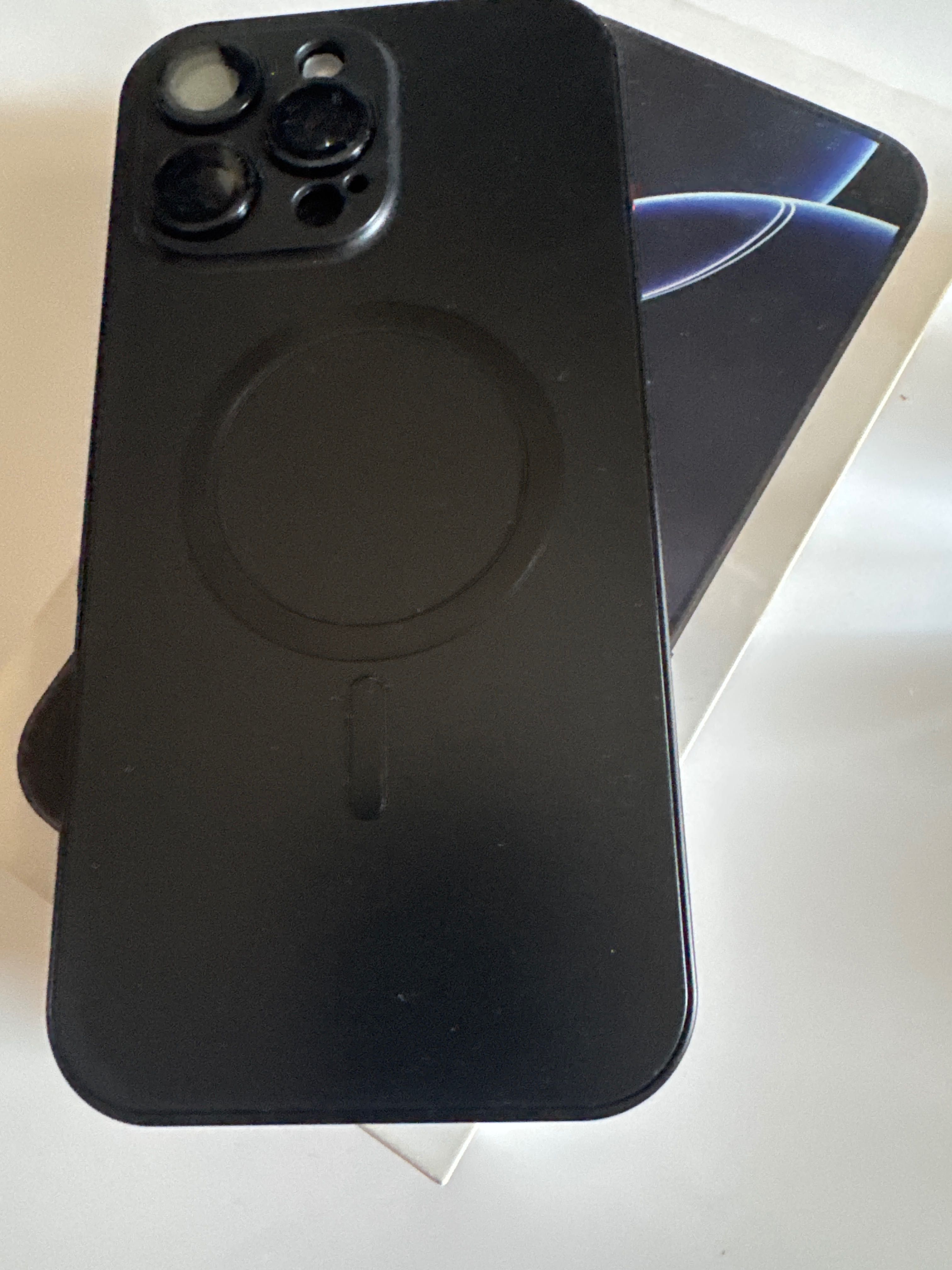 Iphone 16 pro max negru titan