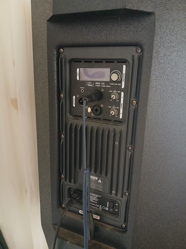 Vand 2 boxeThe box pro 115 dsx