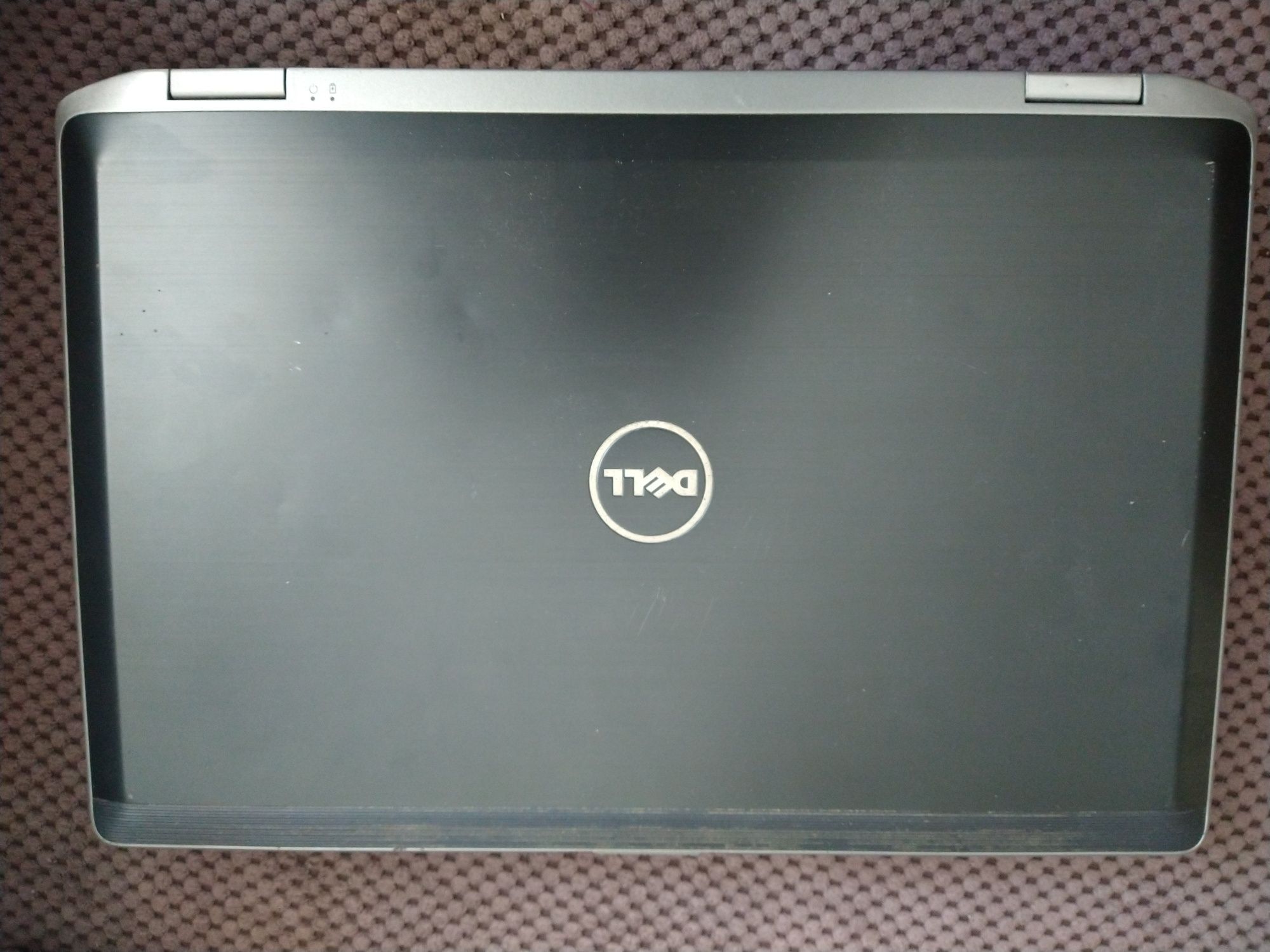 Vând laptop Dell