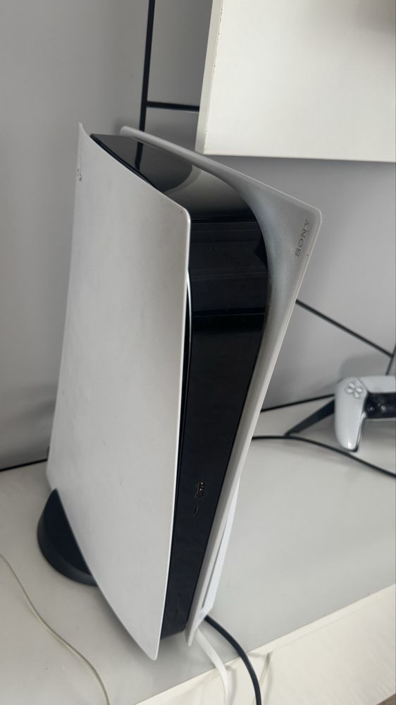 PlayStation 5 в  хорошем состоянии