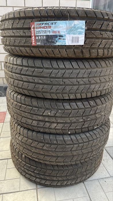 Продаются зимние шины